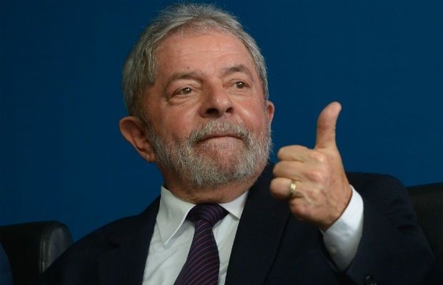 Imagem da noticia Lula nega tentativa de obstruir a Lava Jato e diz que é vítima de massacre