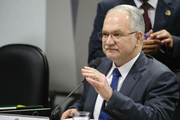 Imagem da noticia Ministro Edson Fachin é o novo relator da Lava Jato 