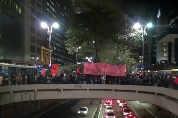 Imagem da noticia Prefeitura de SP vai manter a decisão de limitar viagens no passe livre