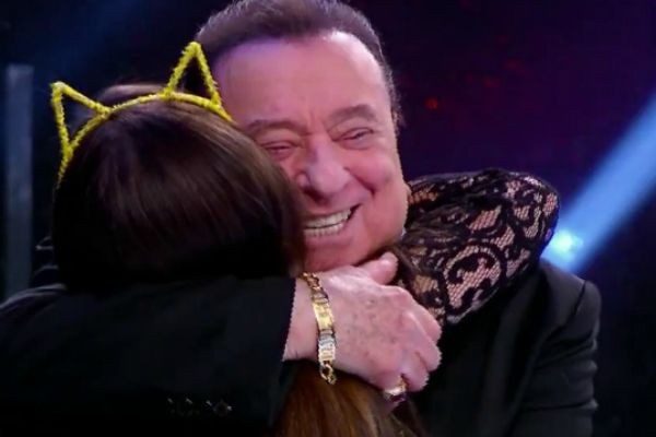 Imagem da noticia Raul Gil completa 50 anos de carreira e recebe homenagens