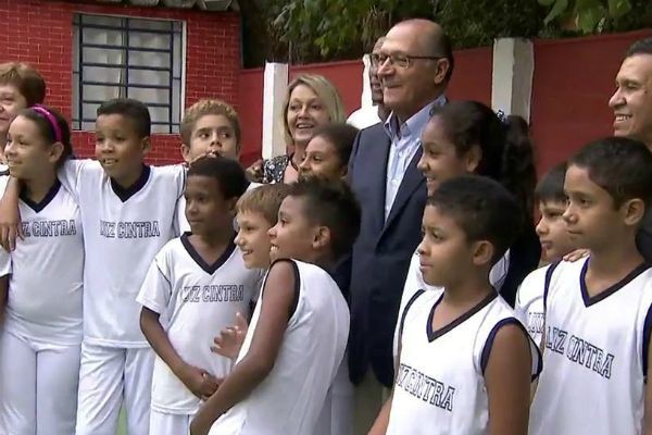 Imagem da noticia SP: Alunos de escolas estaduais vão ganhar reforço escolar
