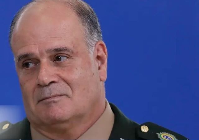 Imagem da noticia Poder Expresso: Ex-comandante do Exército presta depoimento à PF sobre tentativa de golpe
