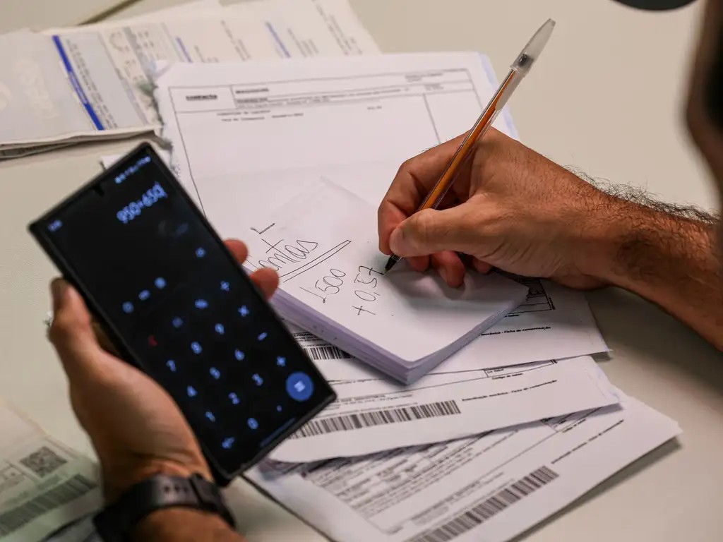 Imagem da noticia Desenrola: maioria das renegociações são para pagamento à vista, com desconto de 85%