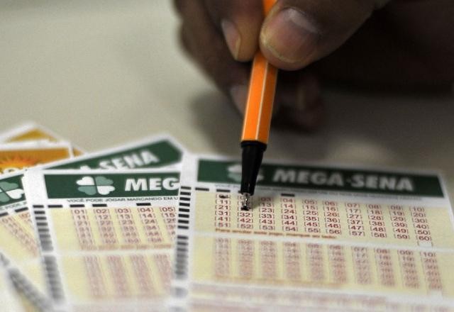 Imagem da noticia Mega-Sena sorteia hoje prêmio de R$ 190 milhões, o maior do ano