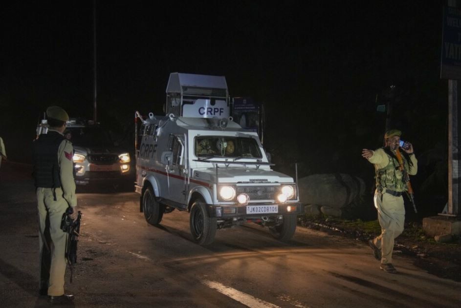 Imagem da noticia Ataque a tiros contra turistas deixa ao menos 26 mortos em resort na Caxemira