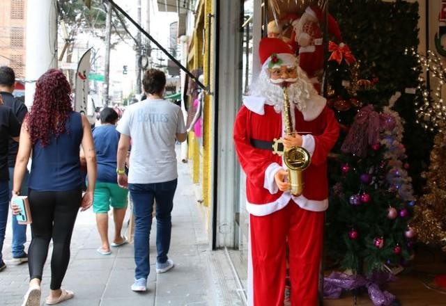 Imagem da noticia Às vésperas do Natal, intenção de consumo diminui pela primeira vez em dois anos