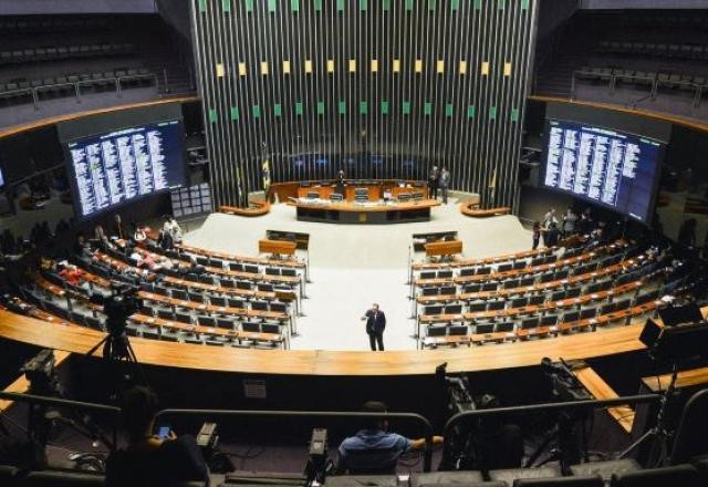 Imagem da noticia Congresso Nacional vai bater o martelo sobre comissões nesta semana