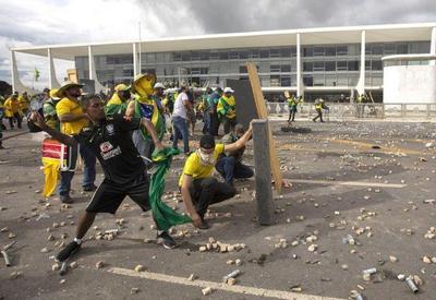 Vandalismo do 8 de janeiro gerou prejuízo de R$ 25 milhões ao patrimônio público Vandalismo do 8 de janeiro gerou prejuízo de R$ 25 milhões ao patrimônio público
