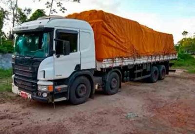 Adolescente de 12 anos desaparecida é encontrada com caminhoneiro Adolescente de 12 anos desaparecida é encontrada com caminhoneiro