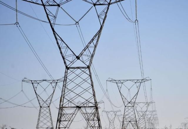 Imagem da noticia Após apagão que atingiu todas as regiões do Brasil, energia é restabelecida aos poucos