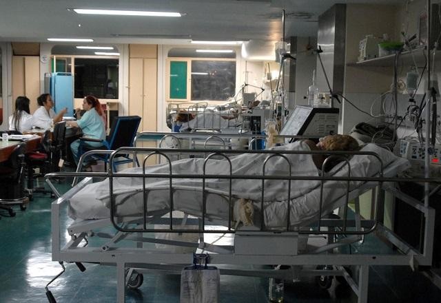 Imagem da noticia País registra mais 756 mortes e 25.565 casos de covid-19 em 24 horas