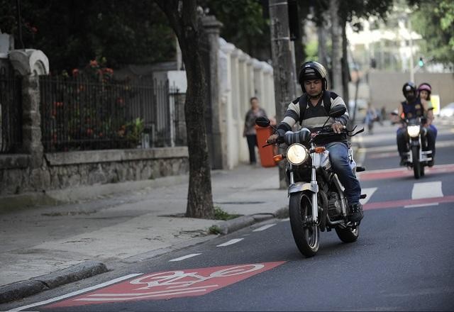 Imagem da noticia Número de acidentes envolvendo motos dispara no Brasil e preocupa autoridades