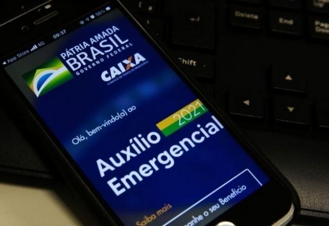 Imagem da noticia Nascidos em agosto recebem hoje parcela do auxílio emergencial
