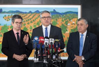 Ministro minimiza aprovação de urgência do PL do aborto: “não tem clima para votar o mérito" Ministro minimiza aprovação de urgência do PL do aborto: “não tem clima para votar o mérito"