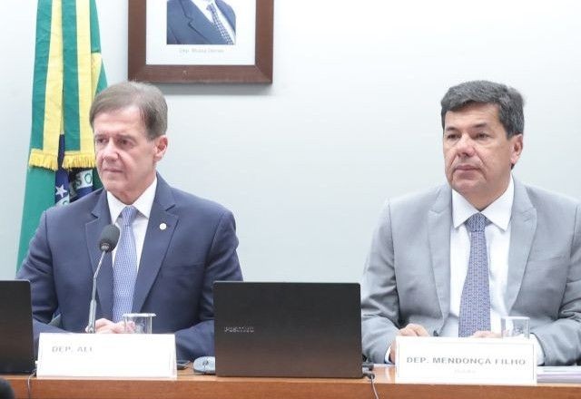 Imagem da noticia Deputados dizem que PEC da Segurança não teria impactado megaoperação no Rio: "Nada seria diferente"