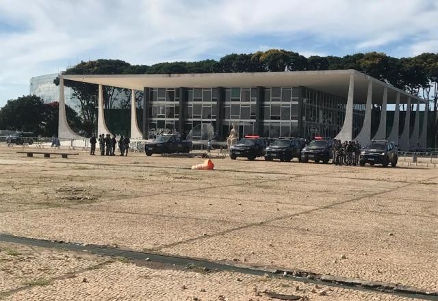 Imagem da noticia Após invasão, segurança no STF ganha reforço