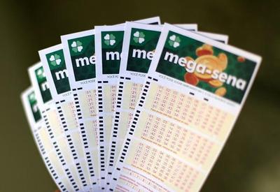 Mega-Sena sorteia prêmio de R$ 14,5 milhões nesta 3ª feira Mega-Sena sorteia prêmio de R$ 14,5 milhões nesta 3ª feira