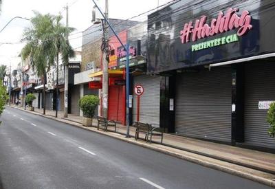 Com 100% das UTIs ocupadas, Araraquara entra em lockdown de 60 horas Com 100% das UTIs ocupadas, Araraquara entra em lockdown de 60 horas