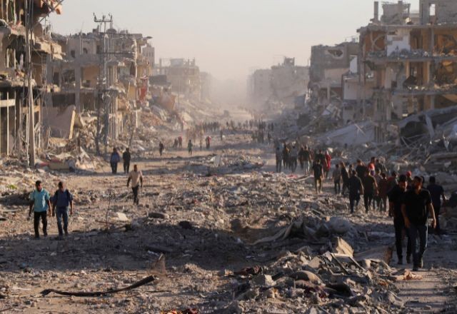 Imagem da noticia Israel lança ataques contra Gaza apesar de cessar-fogo; duas pessoas morrem