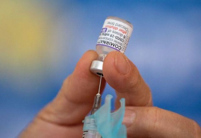 Imagem da noticia Brasil tem apenas 16% da população imunizada com vacina bivalente contra covid-19
