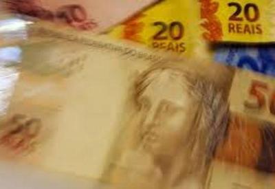 Economistas avaliam que Copom subiu juros " dentro das expectativas" Economistas avaliam que Copom subiu juros " dentro das expectativas"