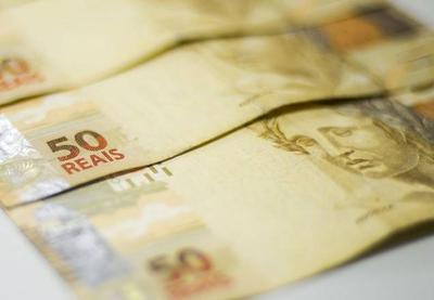 Beneficiários do Bolsa Família recebem nova parcela do auxílio emergencial Beneficiários do Bolsa Família recebem nova parcela do auxílio emergencial