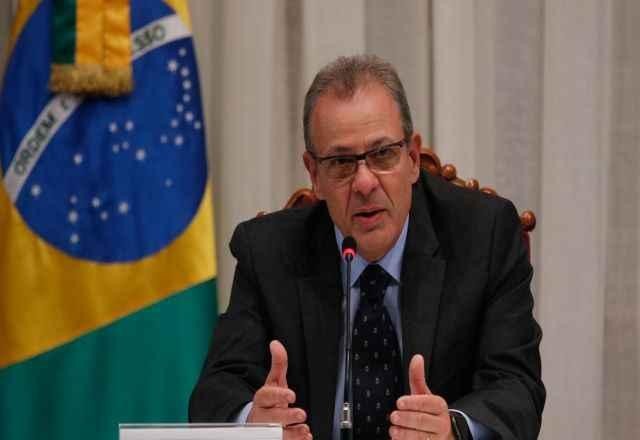 Imagem da noticia Agenda do Poder: Bento Albuquerque depõe à PF nesta 3ª feira