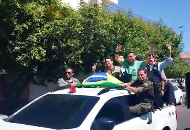 Imagem da noticia Bolsonaro encerra campanha no Nordeste às margens do rio São Francisco