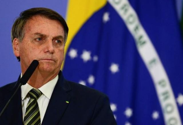Imagem da noticia Justiça de São Paulo bloqueia mais de R$ 500 mil em contas de Bolsonaro