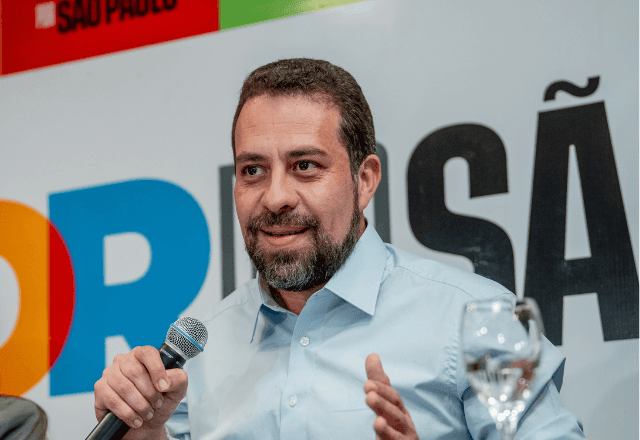 Imagem da noticia Boulos pretende criar "Mais Médicos das especialidades" e defende dobrar efetivo da Guarda Municipal