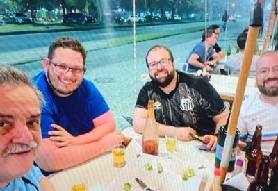 Brasil Agora: corpos encontrados em carro no RJ podem ser de executores de médicos Brasil Agora: corpos encontrados em carro no RJ podem ser de executores de médicos
