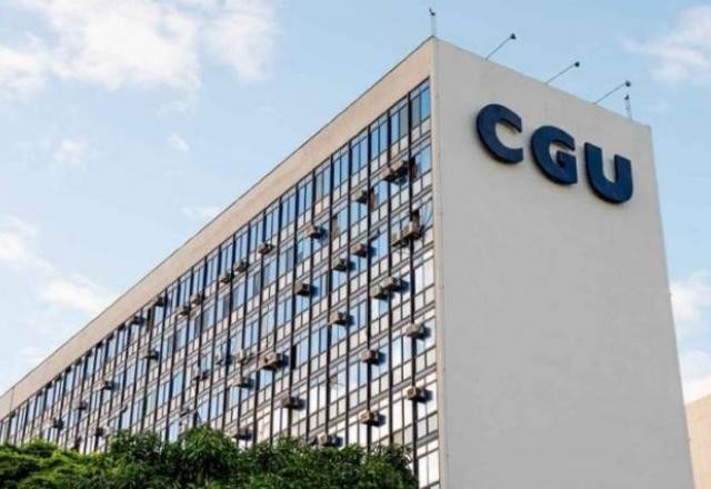 Imagem da noticia CGU identifica movimentação financeira atípica nas contas de Milton Ribeiro