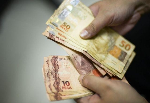 Imagem da noticia Governo prorroga inscrição para empresas que desejam participar do Desenrola