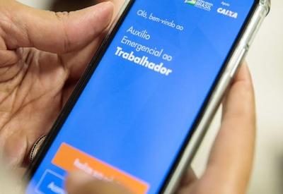 Caixa paga última parcela do auxílio a 4,9 milhões de trabalhadores Caixa paga última parcela do auxílio a 4,9 milhões de trabalhadores
