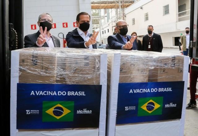 Imagem da noticia CoronaVac: Butantan recebe insumos para produção de 10 milhões de doses