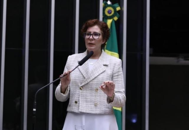 Imagem da noticia Polícia Federal adia depoimento de deputada Carla Zambelli