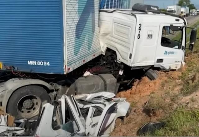 Imagem da noticia RJ: sétima vítima de acidente envolvendo carreta tem morte confirmada