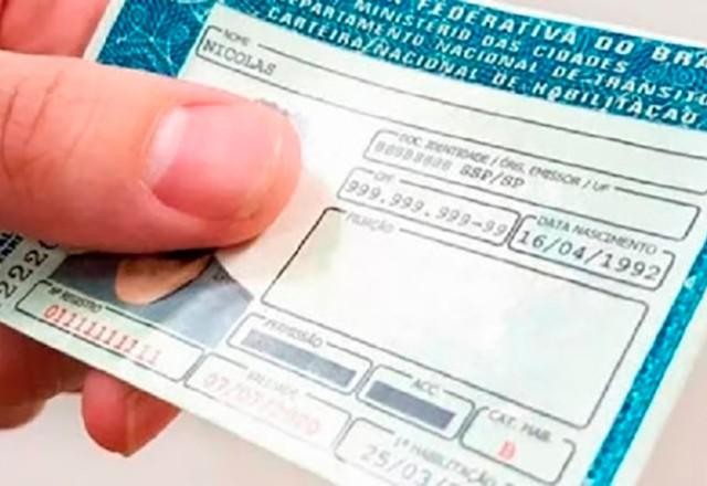 Imagem da noticia Governo da Bahia abre vagas para CNH gratuita a estudantes da rede pública