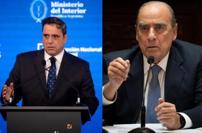Chefe de gabinete e ministro do Interior da Argentina renunciam aos cargos Chefe de gabinete e ministro do Interior da Argentina renunciam aos cargos