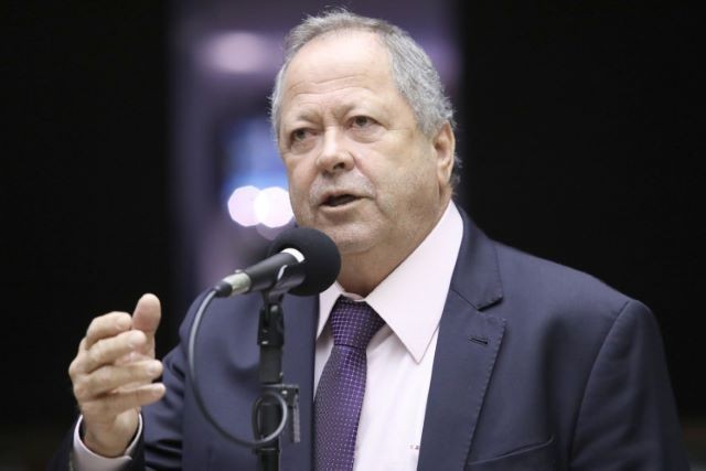 Imagem da noticia Defesa de Chiquinho Brazão pedirá oitiva de Ronnie Lessa em Conselho de Ética