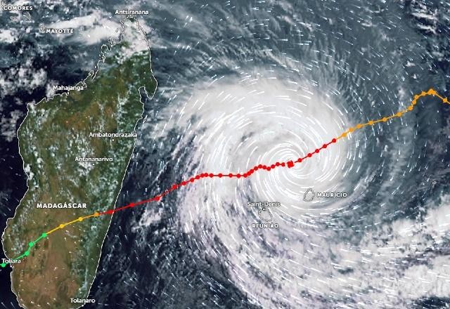 Imagem da noticia Ciclone Batsirai causa mortes e destruição em Madagascar