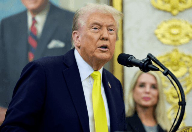 Imagem da noticia Novos ataques dos EUA contra quatro embarcações deixam 14 mortos