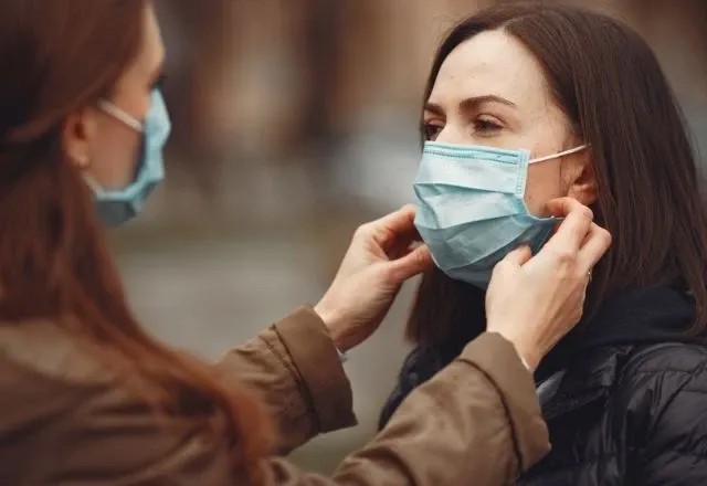 Imagem da noticia Covid longa: chances podem aumentar se você for contaminado mais de uma vez, revela estudo