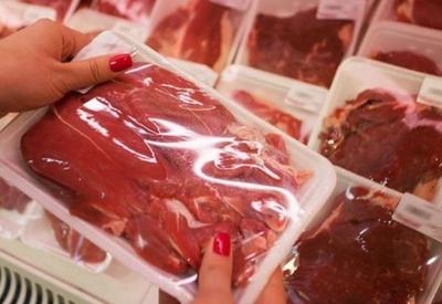 Exportações de carne bovina crescem 126% em um ano, diz Abrafrigo Exportações de carne bovina crescem 126% em um ano, diz Abrafrigo