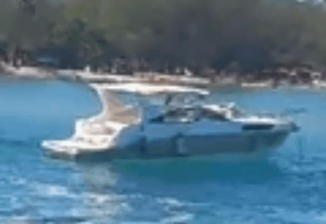 Lancha explode e deixa dez pessoas feridas em Cabo Frio (RJ) Lancha explode e deixa dez pessoas feridas em Cabo Frio (RJ)