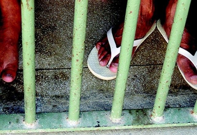 Imagem da noticia Justiça de SP suspende vacinação prioritária para presos