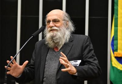 "Pai da internet no Brasil" avalia por que apagão não afetou tanto Brasil e quais os riscos futuros  "Pai da internet no Brasil" avalia por que apagão não afetou tanto Brasil e quais os riscos futuros