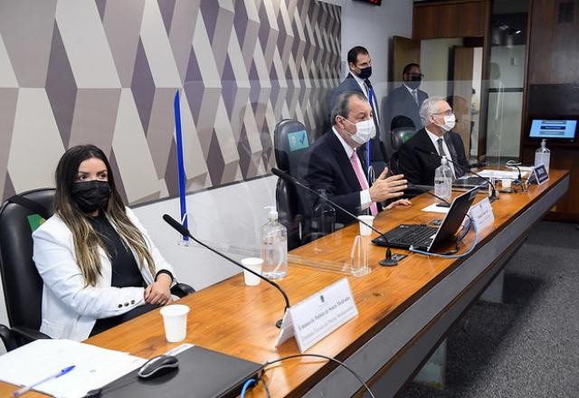 Imagem da noticia Fux diz que cabe à CPI decidir se silêncio de depoente é abusivo