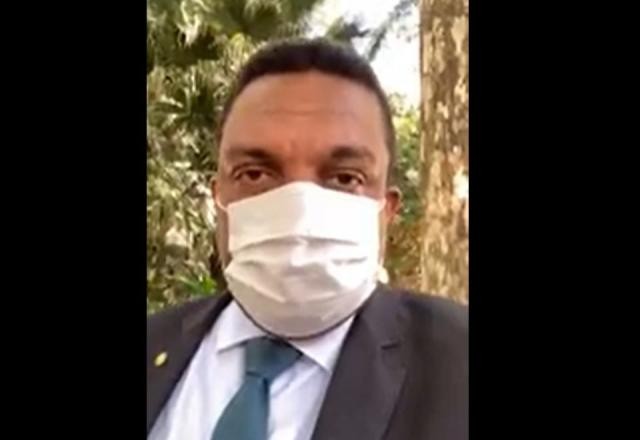 Imagem da noticia Deputado chama ministros do STF de "filhos de satanás" e "vagabundos"