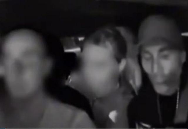 Pai e filha de 14 anos são flagrados assaltando motorista de aplicativo Pai e filha de 14 anos são flagrados assaltando motorista de aplicativo